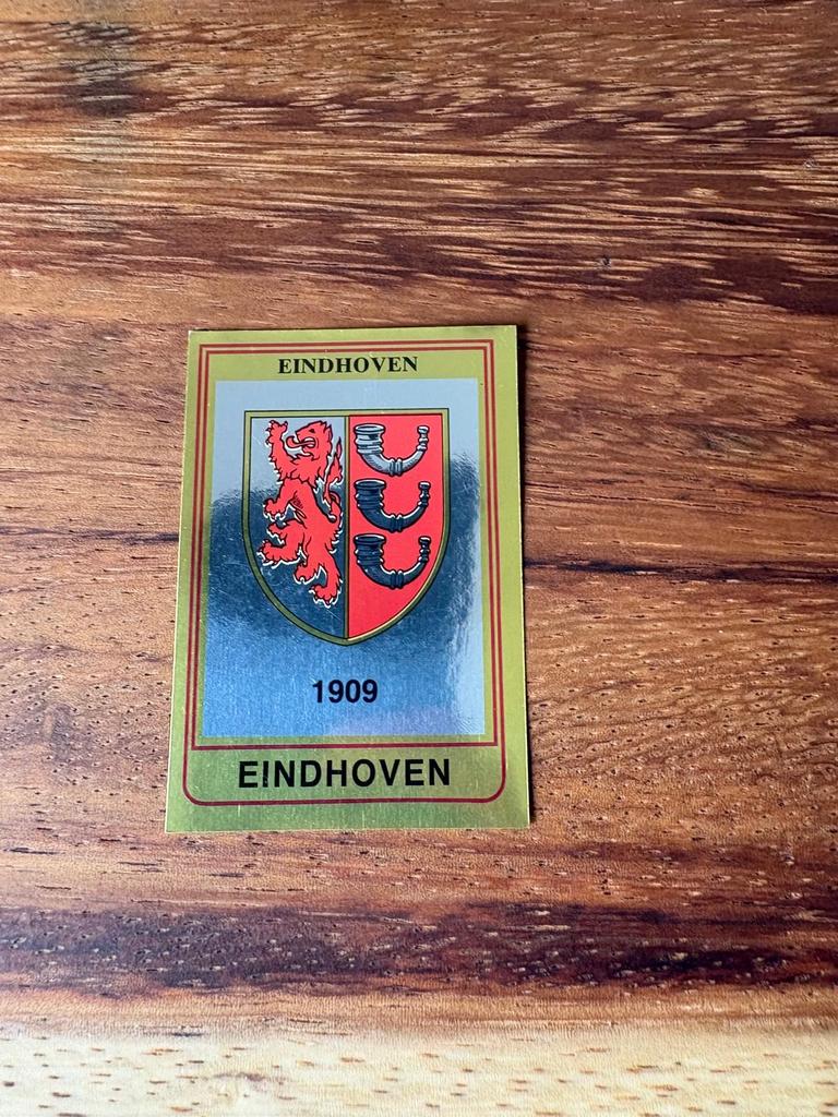 Panini Voetbal 85 Plaatje - Eindhoven 1909, Ophalen of Verzenden, Nieuw, Stickers en Plaatjes