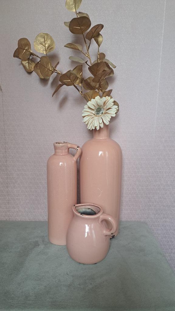3 leuke roze vazen decoratie vaasjes, Huis en Inrichting, Woonaccessoires | Vazen, Ophalen, Steen, Overige kleuren, Zo goed als nieuw