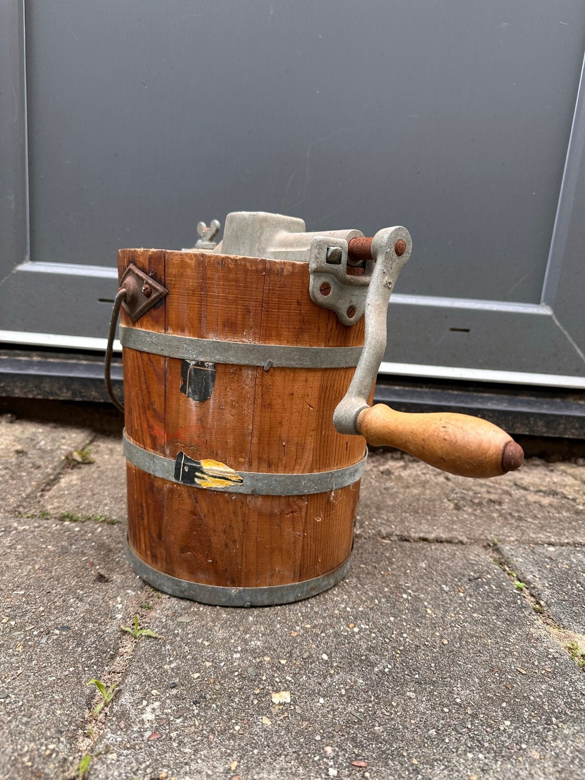 Antieke Alexanderwerk 2 ijsmachine - Houten emmer, Ophalen