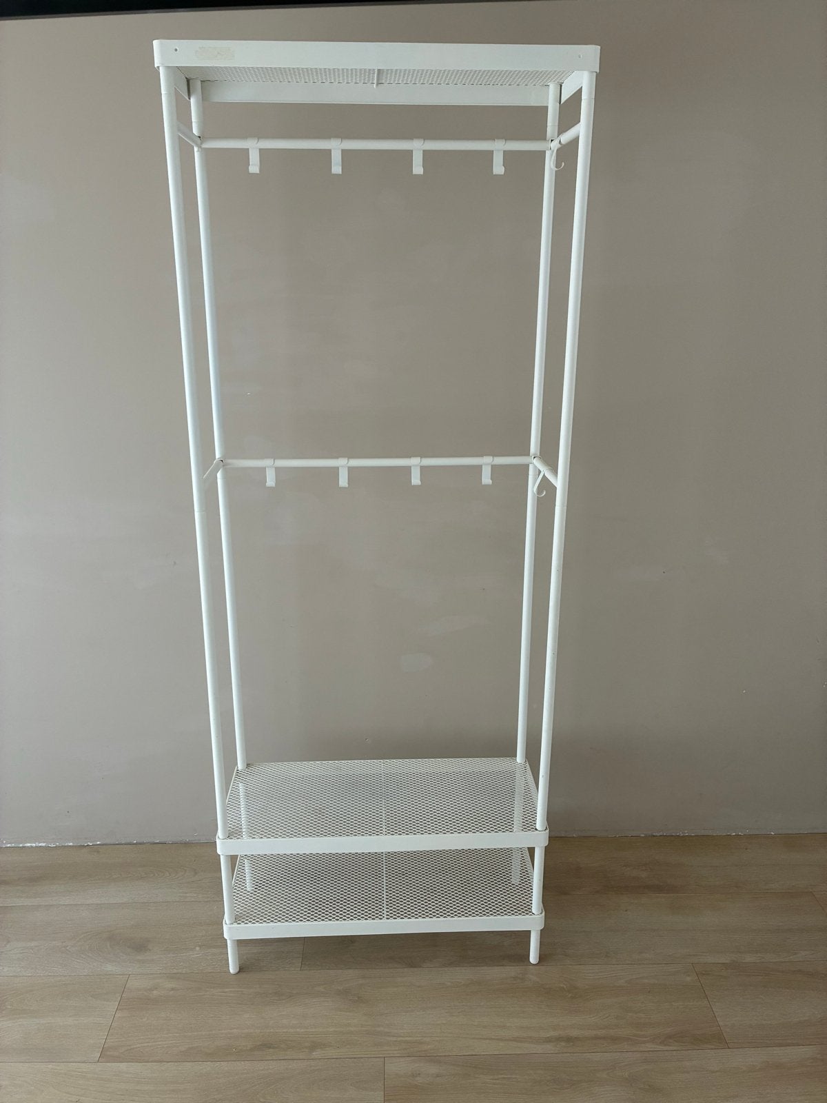 Witte staande kapstok met planken en haken, Ophalen, Gebruikt, Metaal, Staande kapstok