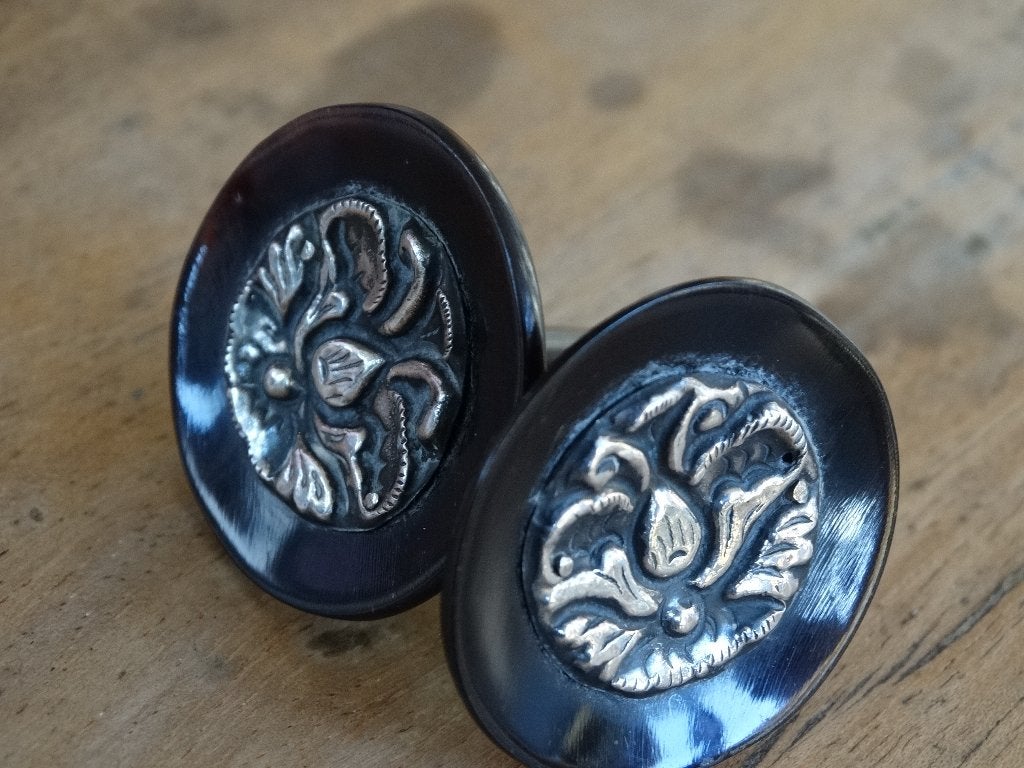 Antieke kaasduimen met schildpad en zilver, Nederlands Indie, Antiek en Kunst, Natuurlijk materiaal, Verzenden, Overige typen