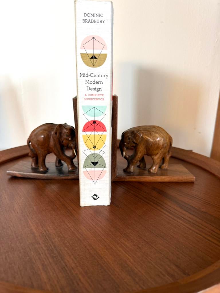 2x vintage teakhouten Olifanten boekensteunen ‘60, Ophalen of Verzenden, Zo goed als nieuw