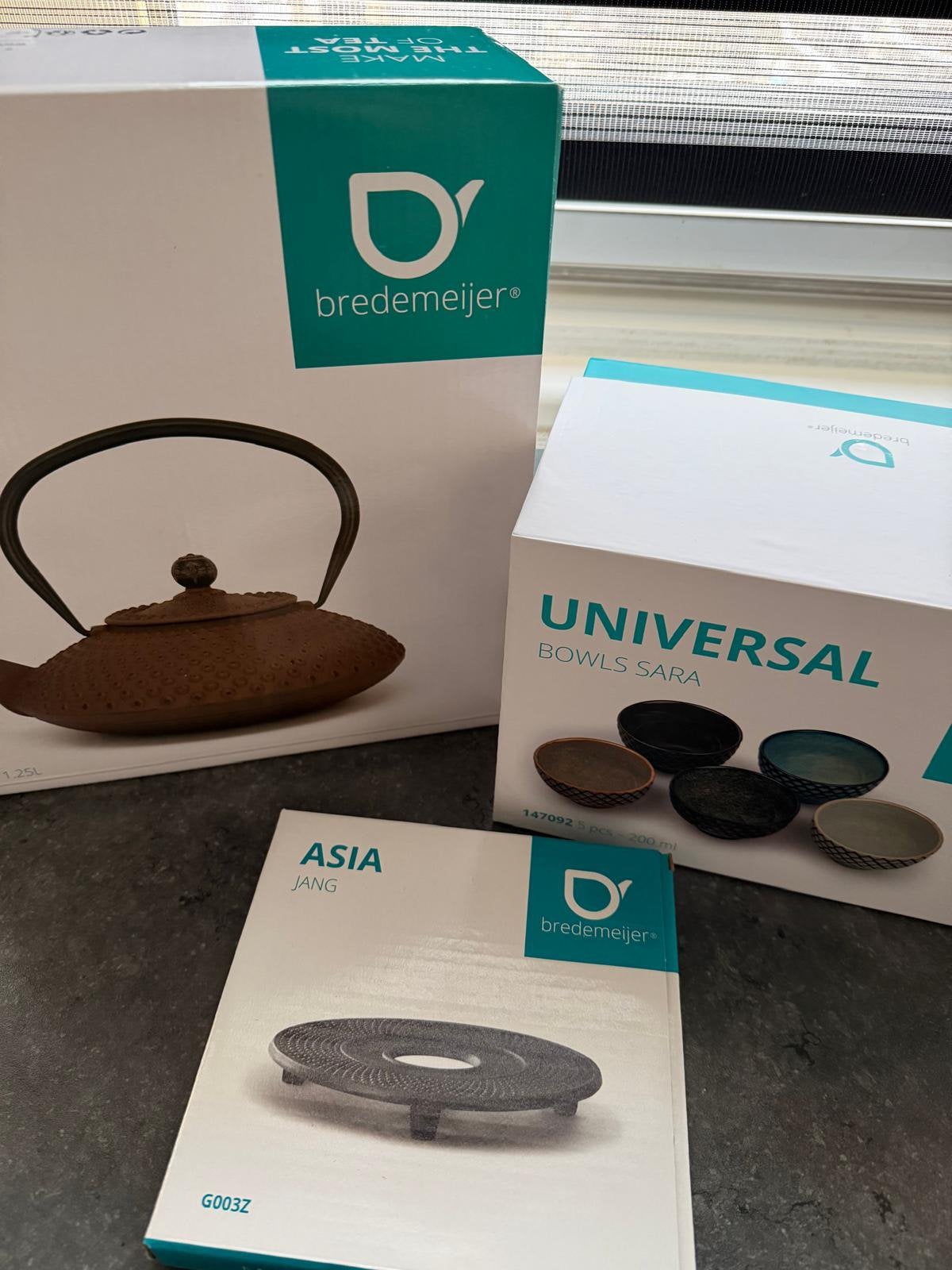 Theepot set, Ophalen, Zo goed als nieuw
