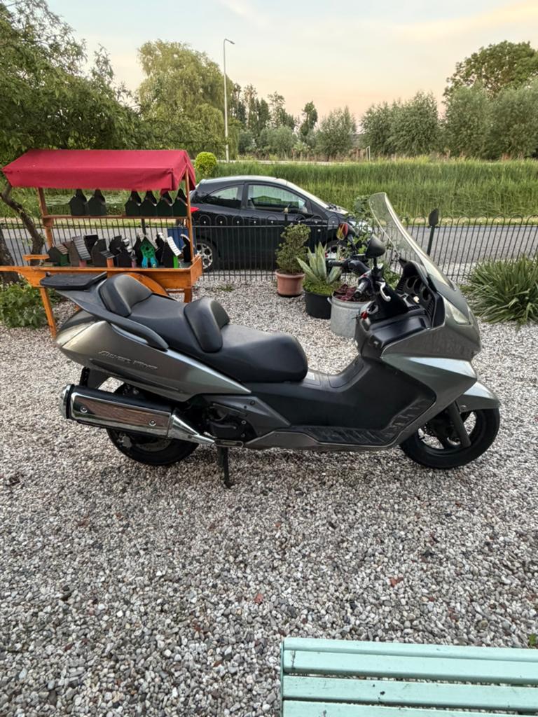 Pinksterdeal! Honda FJS 400D SILVERWING 2008 48000km, Minimaal motorrijbewijs A2, Automaat, Mnsautos@yahoo.com, 12 t/m 35 kW