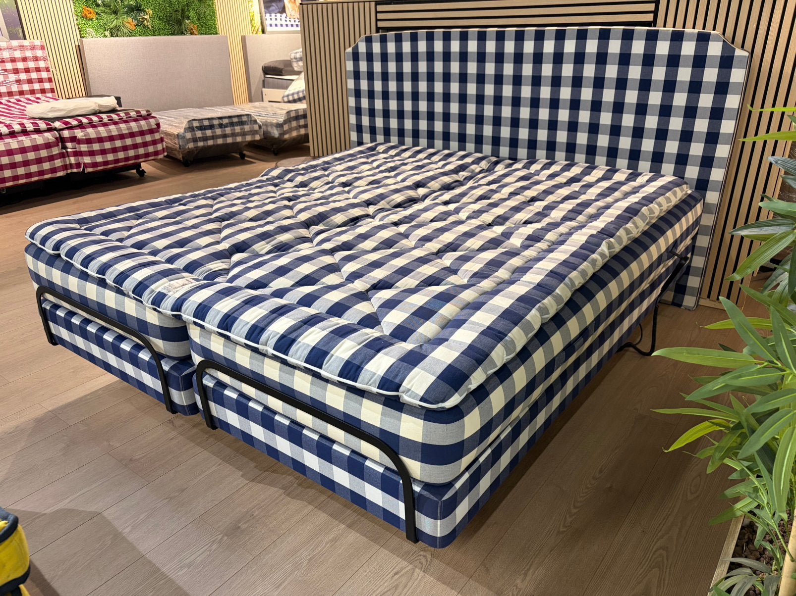 Hastens adjustable | 180x210 | Medium & Firm Auroria matras, 210 cm, Tweepersoons, Ophalen of Verzenden, Zo goed als nieuw