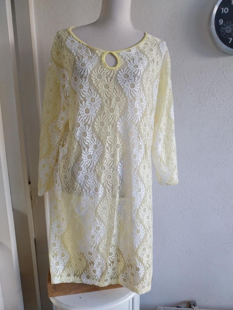 Geel kanten jurkje met bloemenpatroon maat XXL, Kleding | Dames, Geel, Maat 46/48 (XL) of groter, Nieuw, Ophalen of Verzenden