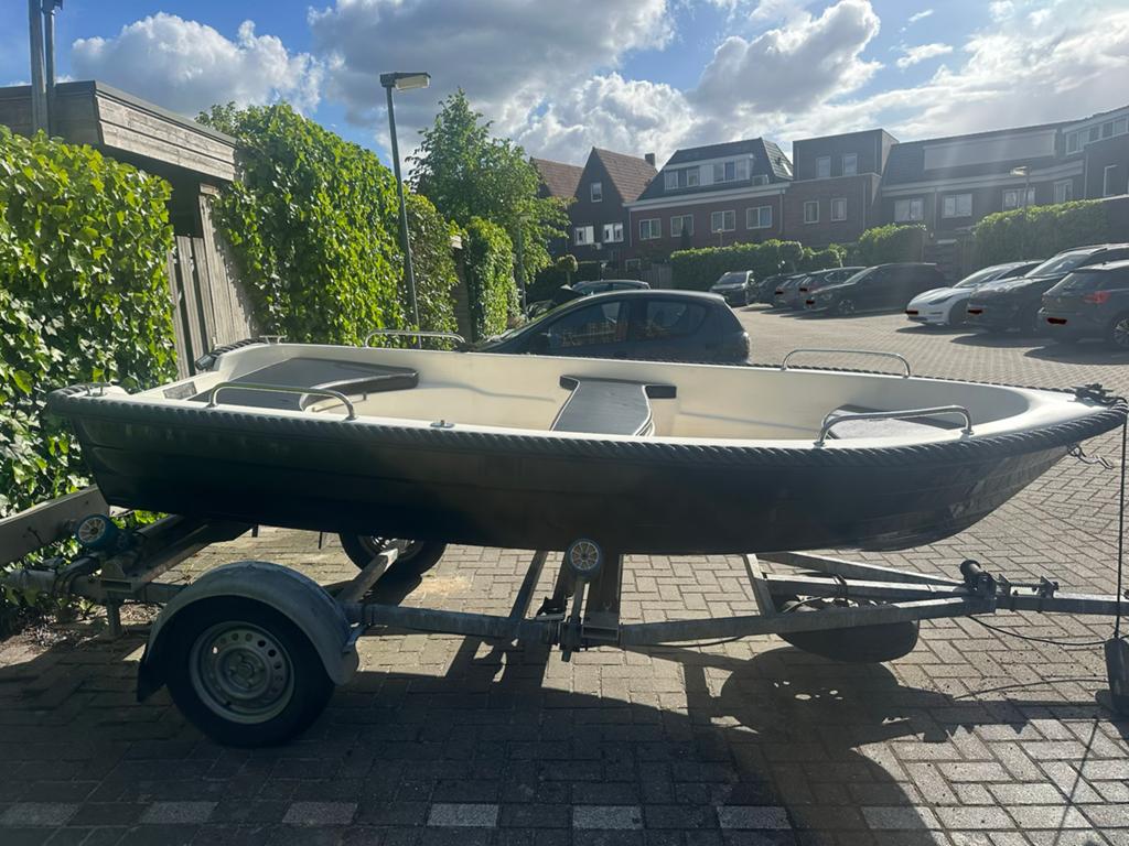 Nette polyester sloep - vaarklaar, Watersport en Boten, Ophalen, Gebruikt, Elektrisch, Kabelaring