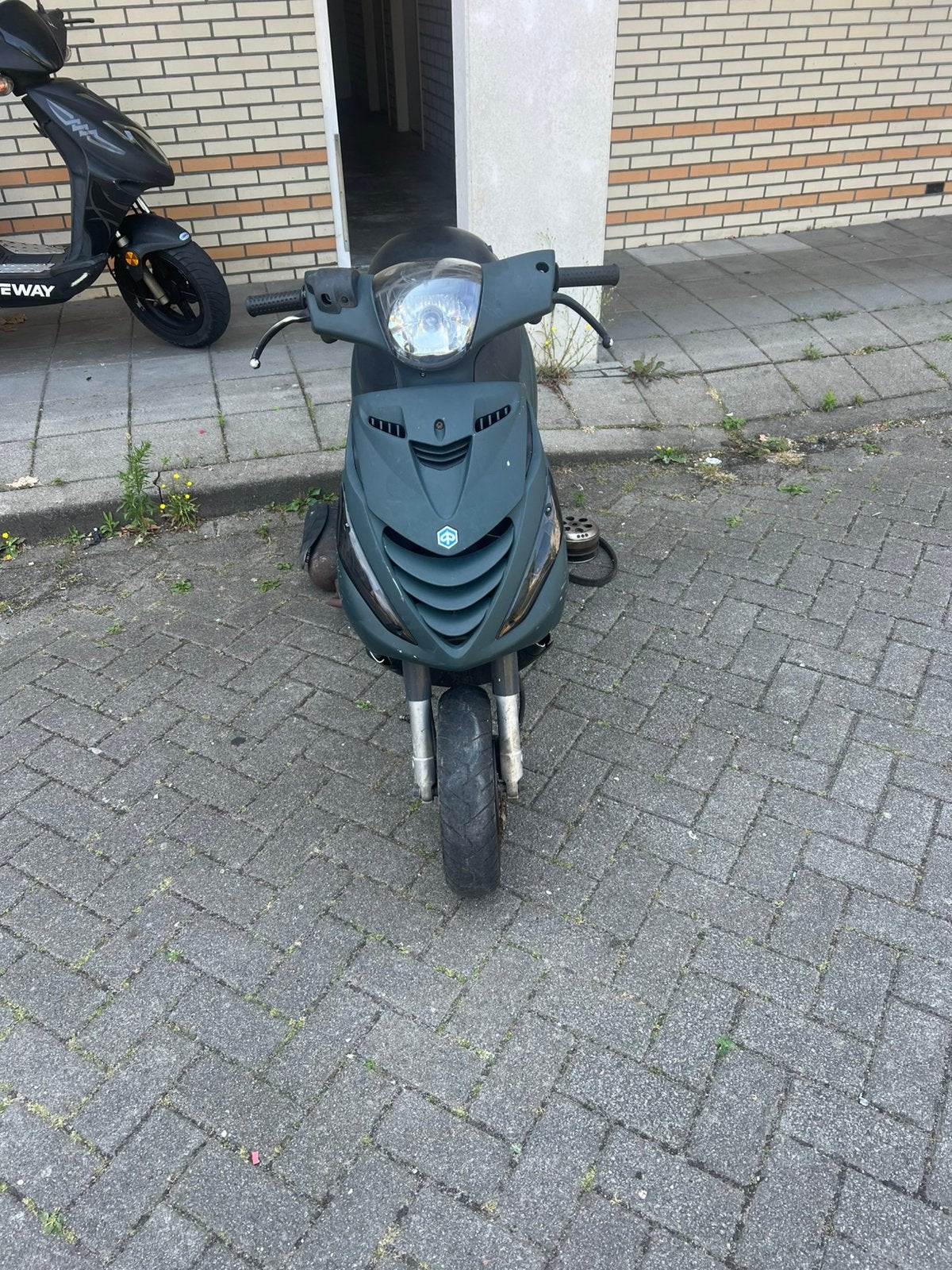 Zip 125 4t - Snor, Ophalen of Verzenden, Zo goed als nieuw, Benzine, Zip