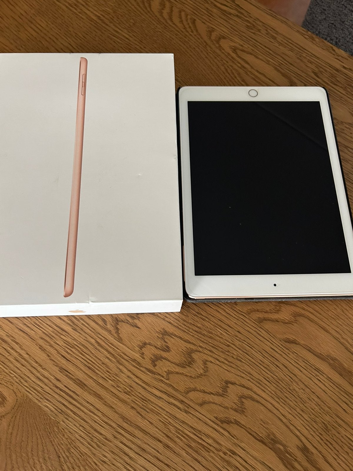 Te koop iPad 6e generatie, 32 GB, Apple iPad, Zo goed als nieuw, Wi-Fi en Mobiel internet