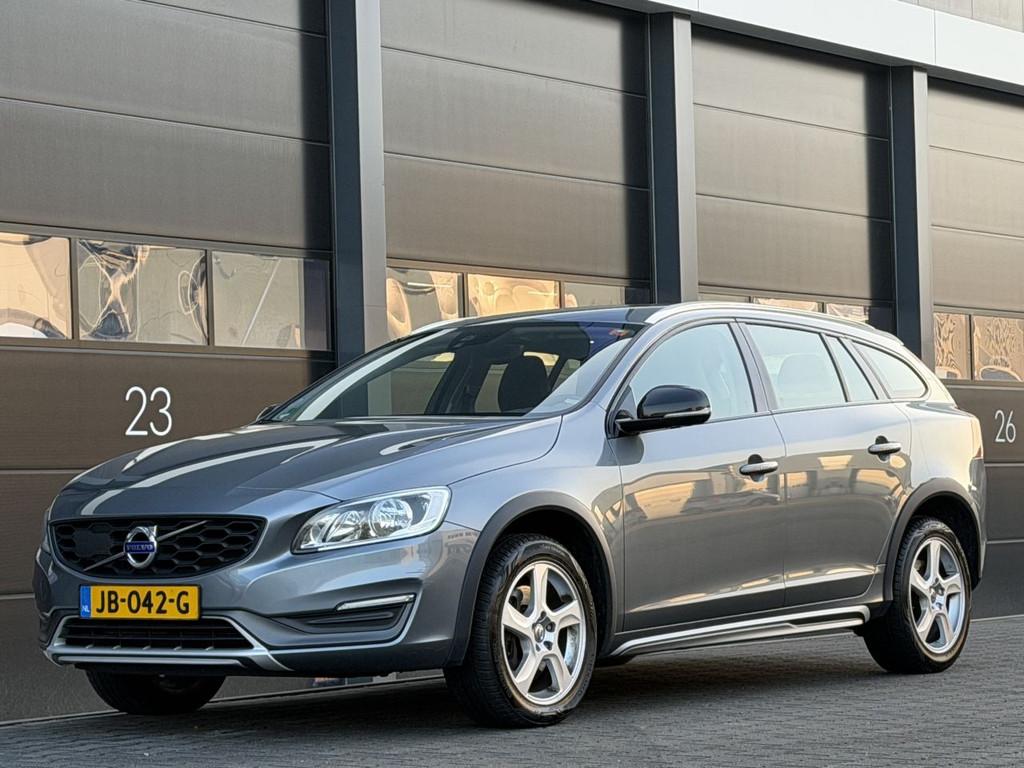 Volvo v-60 Cross Country 2.0 D4 Navi Clima EURO-6 (bj 2016), 1800 kg, Euro 6, 1969 cc, Origineel Nederlands