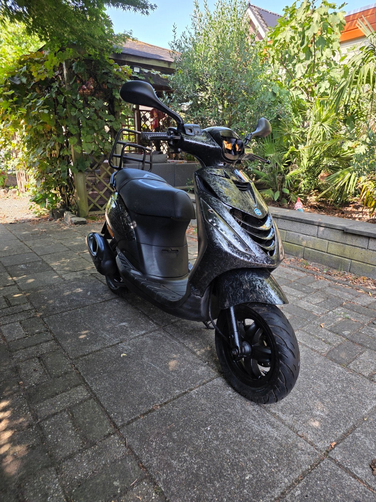 Piaggio Zip BROM 8000km! Carbon! (scooter brommer), Ophalen of Verzenden, Zo goed als nieuw
