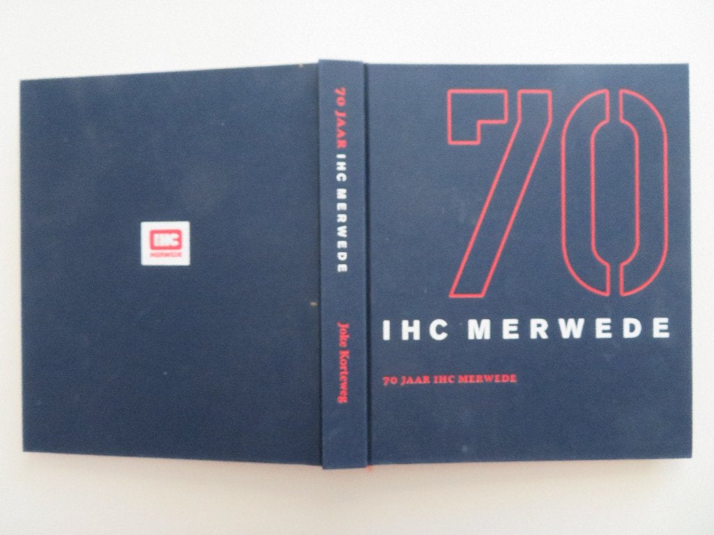 70 Jaar IHC Merwede - Boek over scheepsbouw - Joke Korteweg, Verzamelen, Ophalen of Verzenden, Zo goed als nieuw, Motorboot, Boek of Tijdschrift