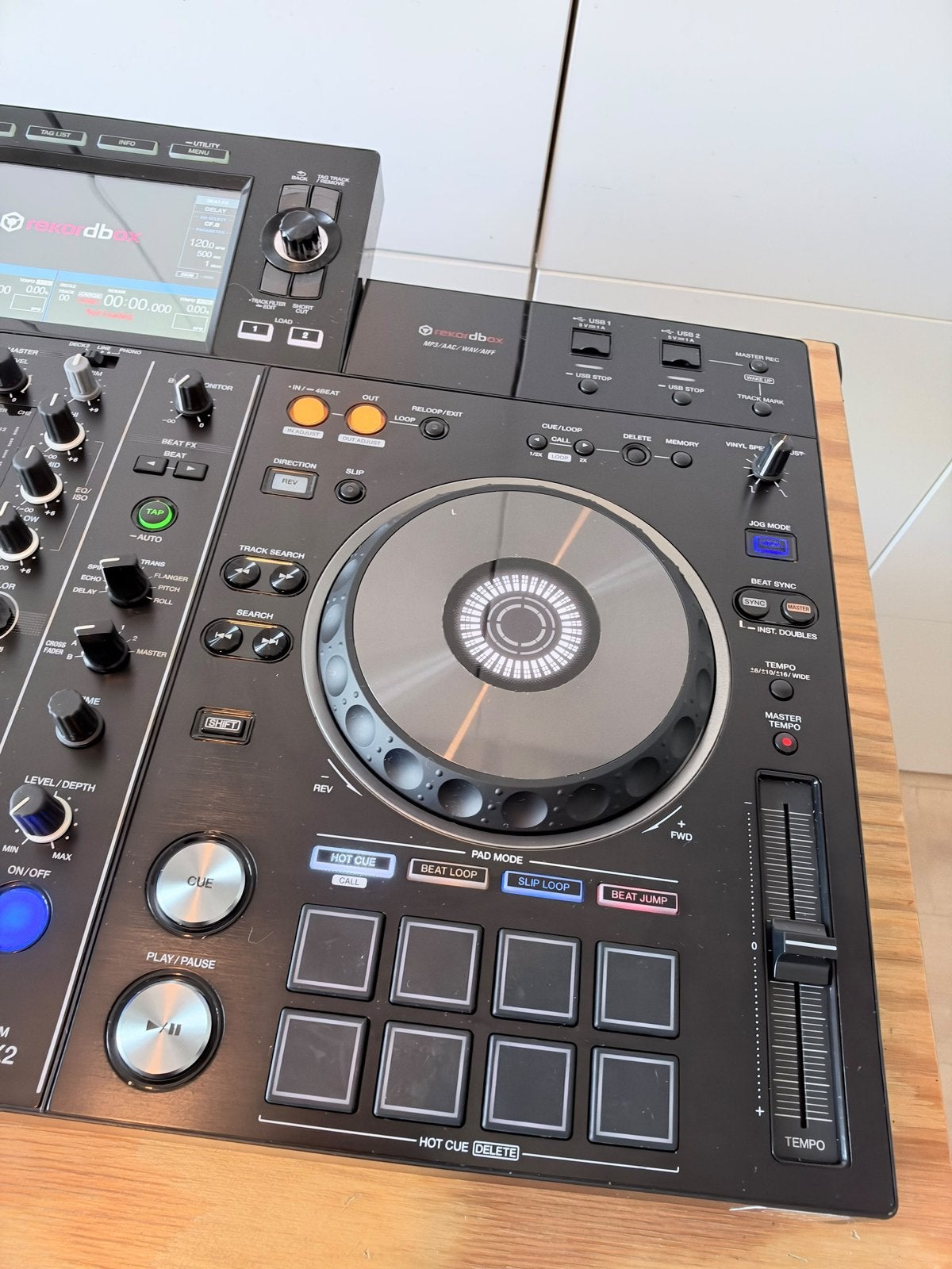 Foto 5 van Pioneer RX2 met Zomo P-XDJ-RX2 NSE flightcase