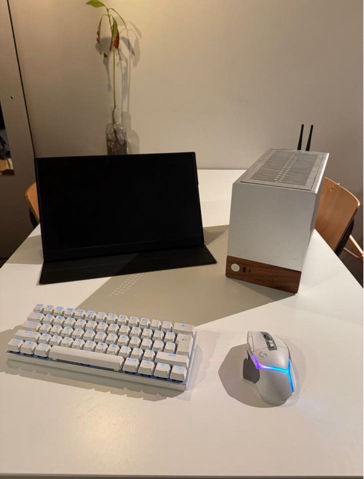 Gampin pc met toetsenbord, monitor en muis, Ophalen, 32 GB, Zo goed als nieuw, Gaming