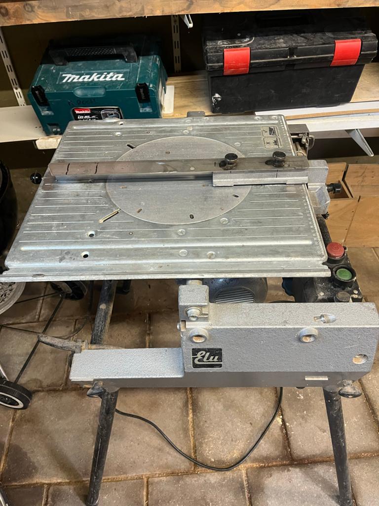 Zaagtafel, Doe-het-zelf en Verbouw, Gereedschap | Zaagmachines, Ophalen of Verzenden, Gebruikt, Afkortzaag