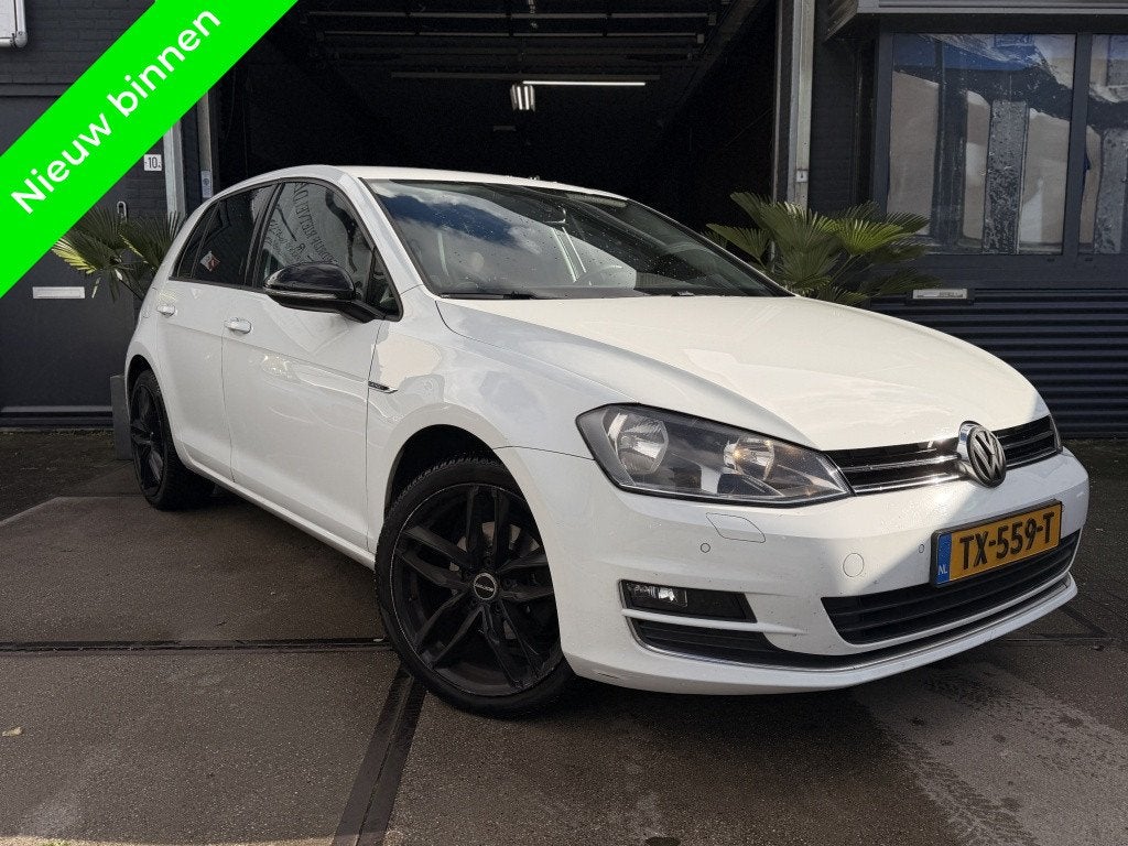 Volkswagen Golf 1.6 TDI Lounge Euro6 Navi pdc Clima! Inruil, Auto's, Automaat, Gebruikt, Verwarmde buitenspiegels, 4 cilinders