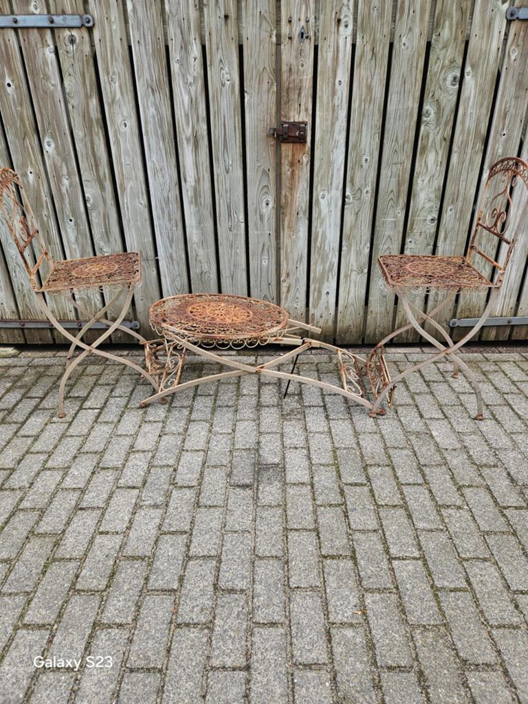 Vintage  antiek ijzeren bistro set - Tuin, 2 zitplaatsen, Overige materialen, Gebruikt, Bijzettafel