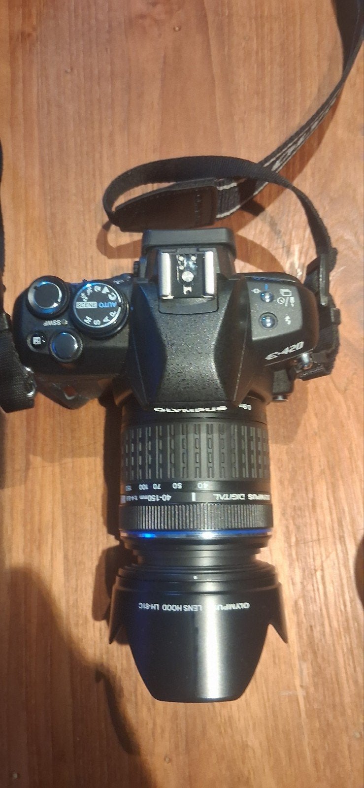 Olympus E-420 Spiegelreflexcamera met twee lenzen, Ingebouwde flitser, Gebruikt, Spiegelreflex, Handleiding