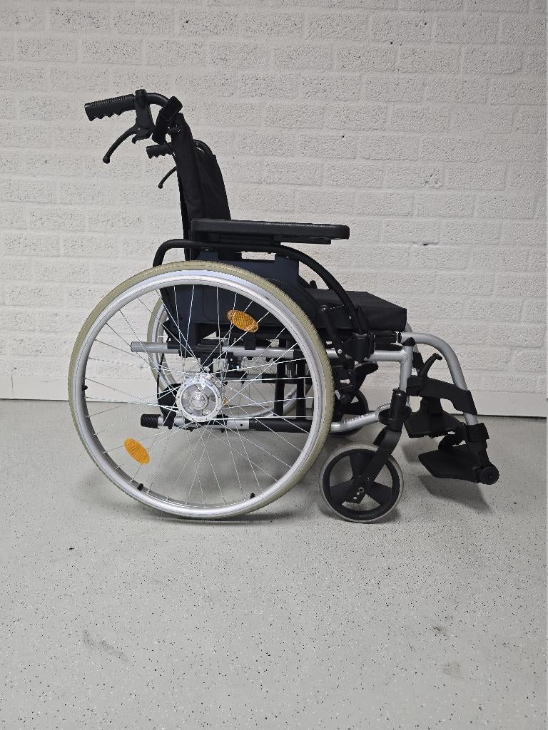 Lichtgewicht, inklapbare rolstoel Breezy BasiX², Diversen, Rolstoelen, Breezy, Duwrolstoel, Breezy, Breezy