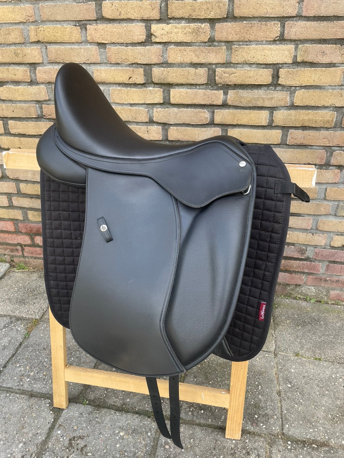 2 zadels Wintec 500 hart vzh en dressuur, Dieren en Toebehoren, Paarden en Pony's | Zadels, Ophalen, Zo goed als nieuw, Dressuur