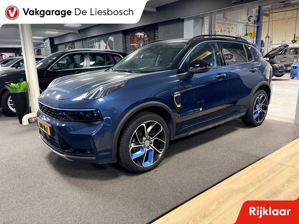 Lynk & Co 01 1.5 / panorama-dak / 360 camera / Infinity audi, Stof, Blauw, Plug-in hybride, Bedrijf