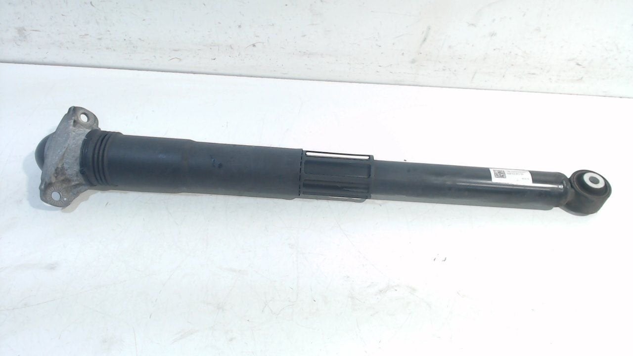 Schokbreker links achter Volkswagen Golf, Onderdelen@venauto.nl, Van der Ven Autorecycling B.V., Gebruikt, Ettenseweg 76, 4706 PB Roosendaal, The Netherlands