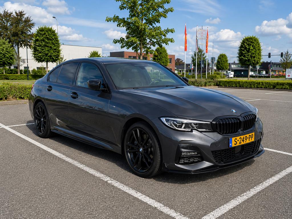 BMW 3-Serie 330e 292pk Aut 2019 Grijs, 1998 cc, Achterwielaandrijving, Sedan, 3-Serie