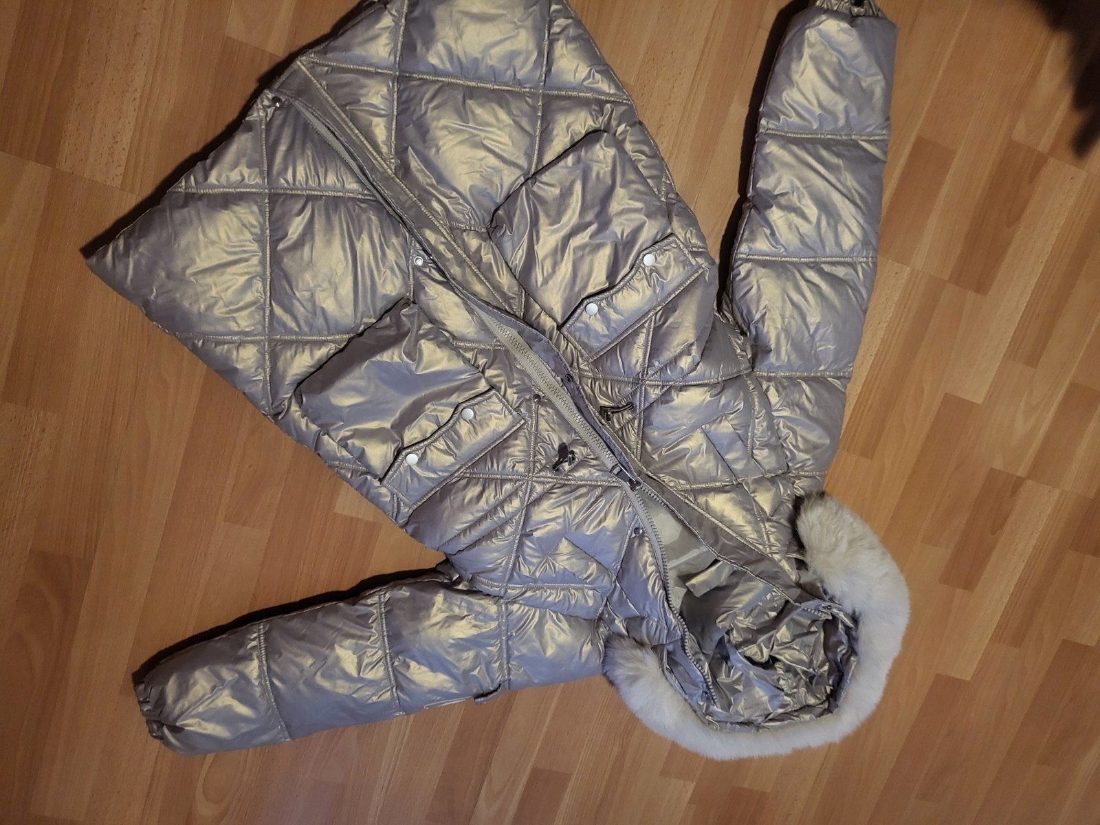 NUOLIXUE Goudkleurige Winterjas met Bontkraag 40/L, Maat 38/40 (M), NUOLIXUE, Ophalen of Verzenden, Zo goed als nieuw