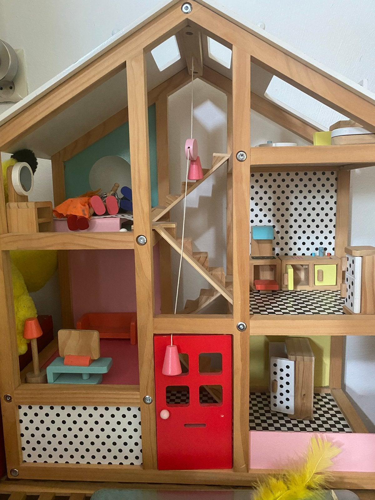 Houten Poppenhuis met Meubels - HEMA Stijl, Kinderen en Baby's, Speelgoed | Poppenhuizen, Ophalen, Gebruikt, Poppenhuis