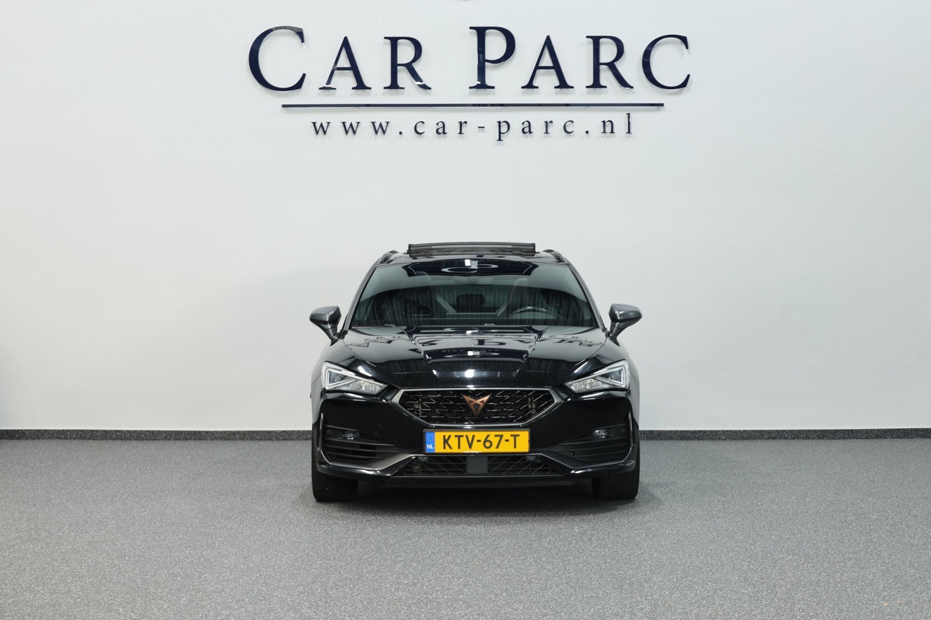 Cupra CUPRA Leon SP 2.0 TSI VZ 4Drive 310+PK LED/BREMBO/VIRT, Auto's, Automaat, Dealer onderhouden, 15 km/l, Gebruikt