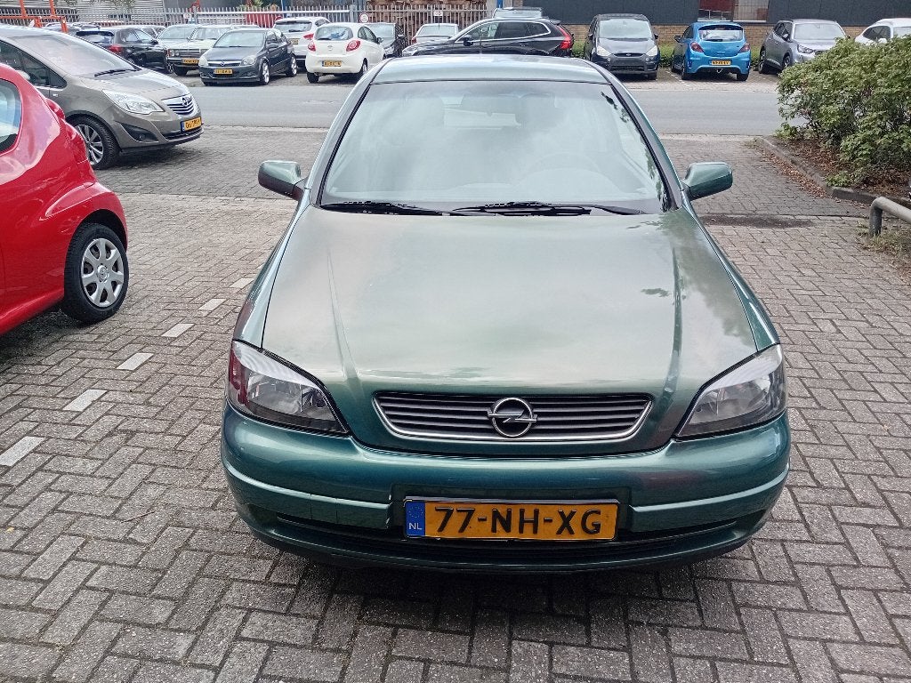 Opel Astra 1.6 16V 3D AUT 2003 Groen, 4 cilinders, 100 pk, 49 €/maand, Origineel Nederlands