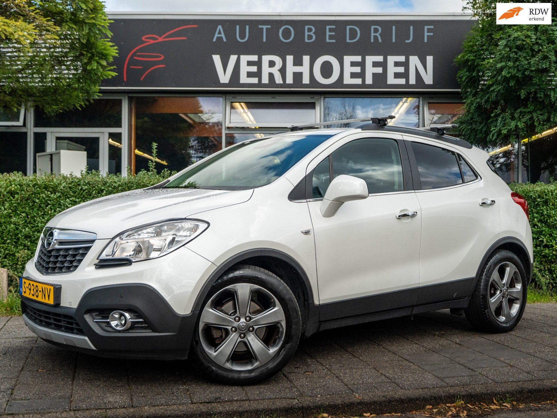 Opel Mokka 1.4 T Cosmo | STUUR / STOELVERWARMING | LEDER | N, Auto's, Voorwielaandrijving, Gebruikt, Zwart, 4 cilinders