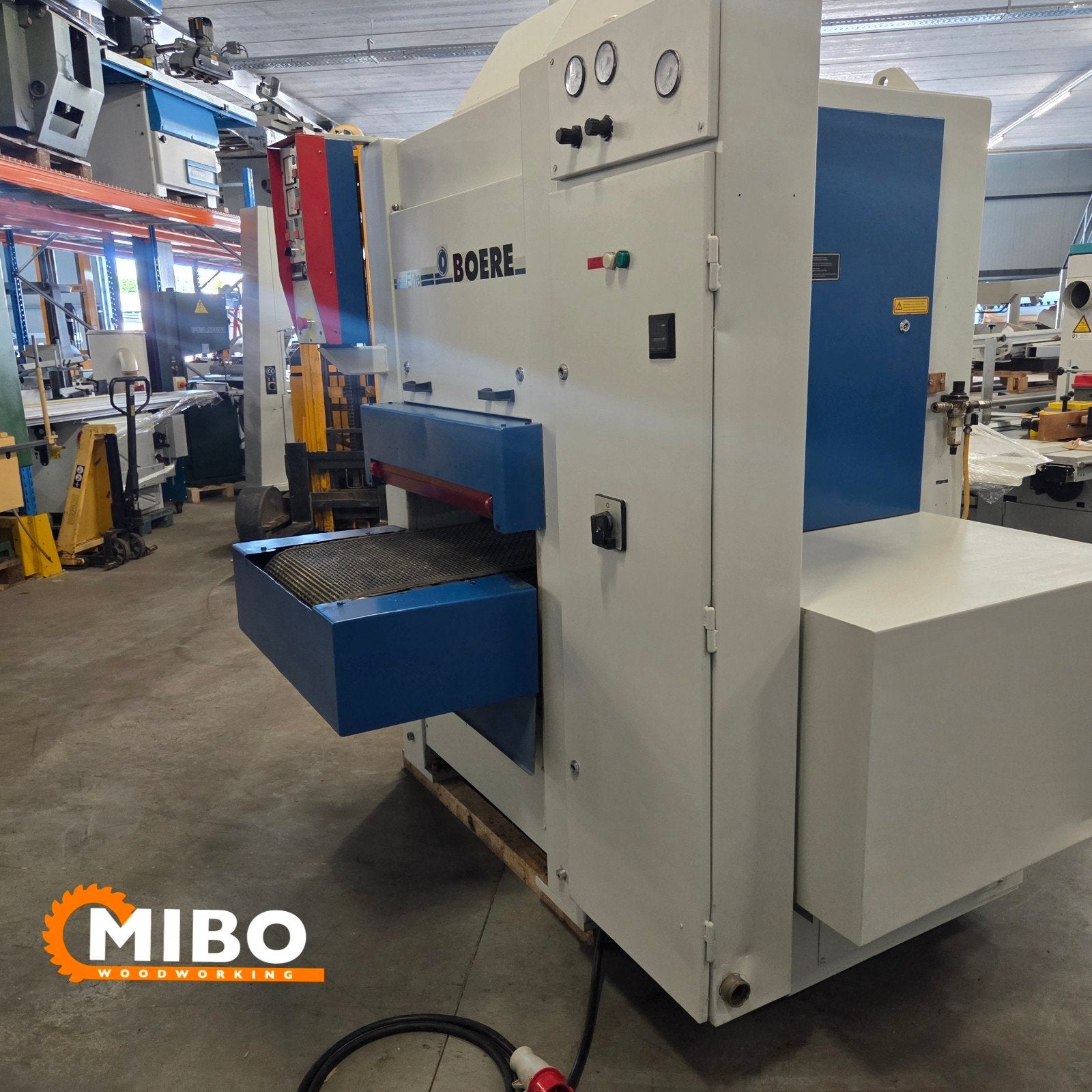 Boere breedbandschuurmachine 600mm compact elite model **, Doe-het-zelf en Verbouw, Gereedschap | Schuurmachines, Ophalen of Verzenden