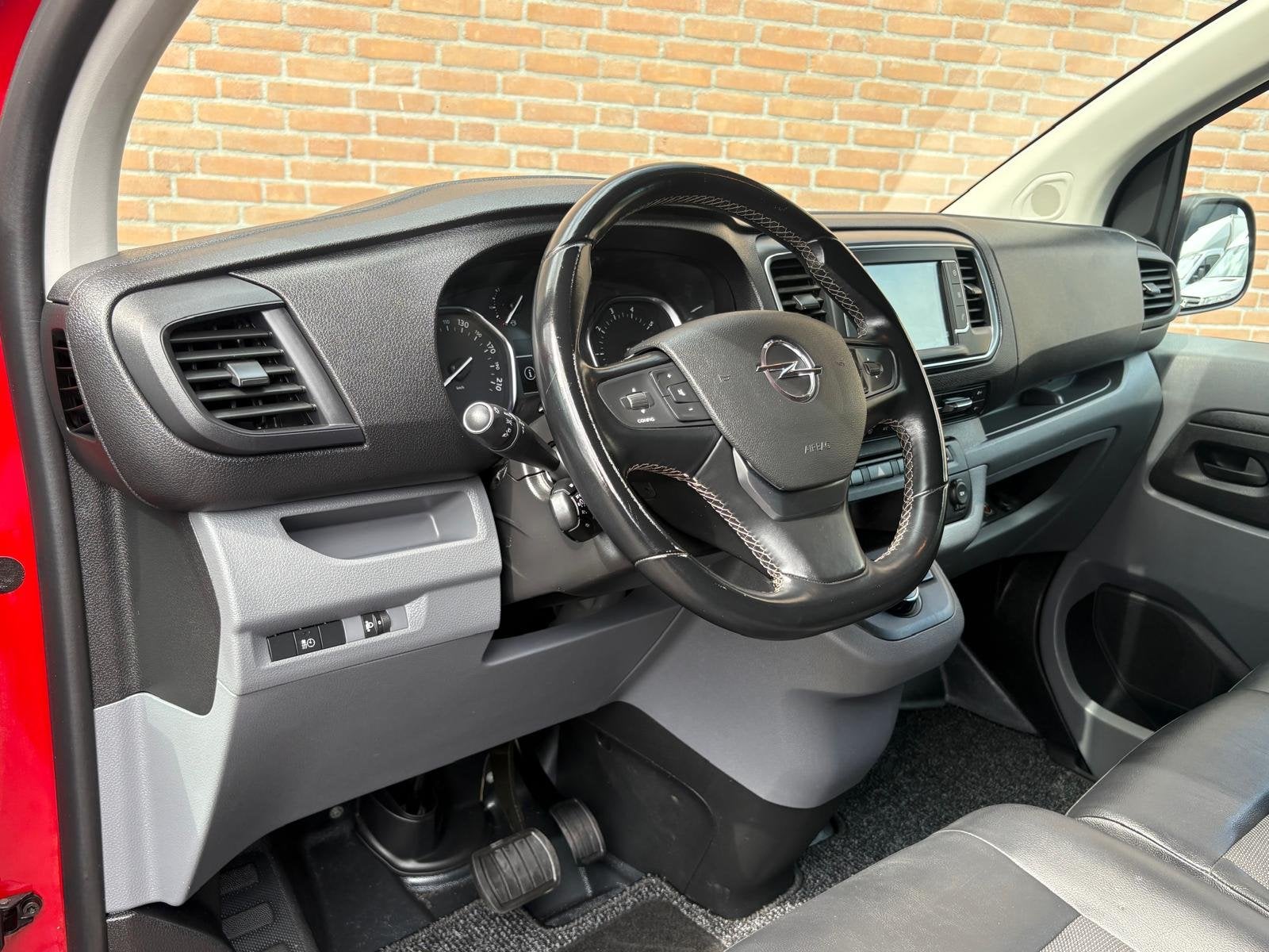 Opel Vivaro 2.0CDTI 180PK Aut. L3 Edition / Carplay / Camera, Huisgarantie, 4 cilinders, Met garantie (alle), Bedrijf
