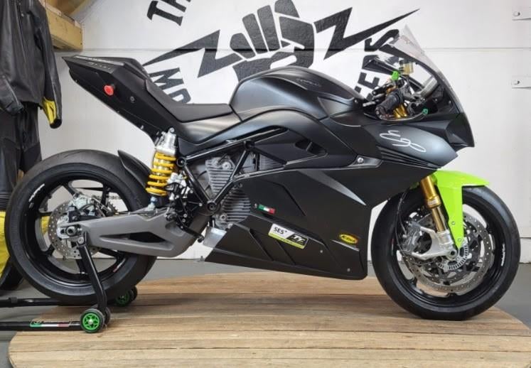 2 Energica Ego's in één koop, Isle of Man UNIEK, Motoren, Motoren | Overige merken, Traction Control, Occasion, 4 cilinders, Motorrijbewijs A