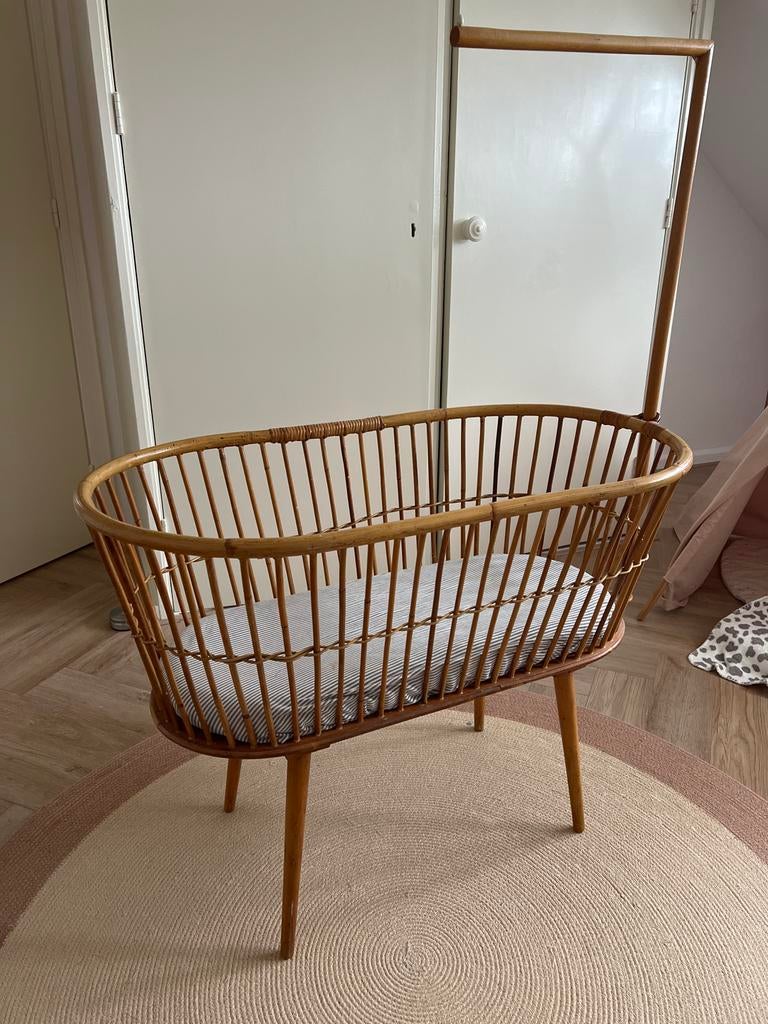Vintage Rotan Wiegje, Ophalen, Gebruikt, Wieg