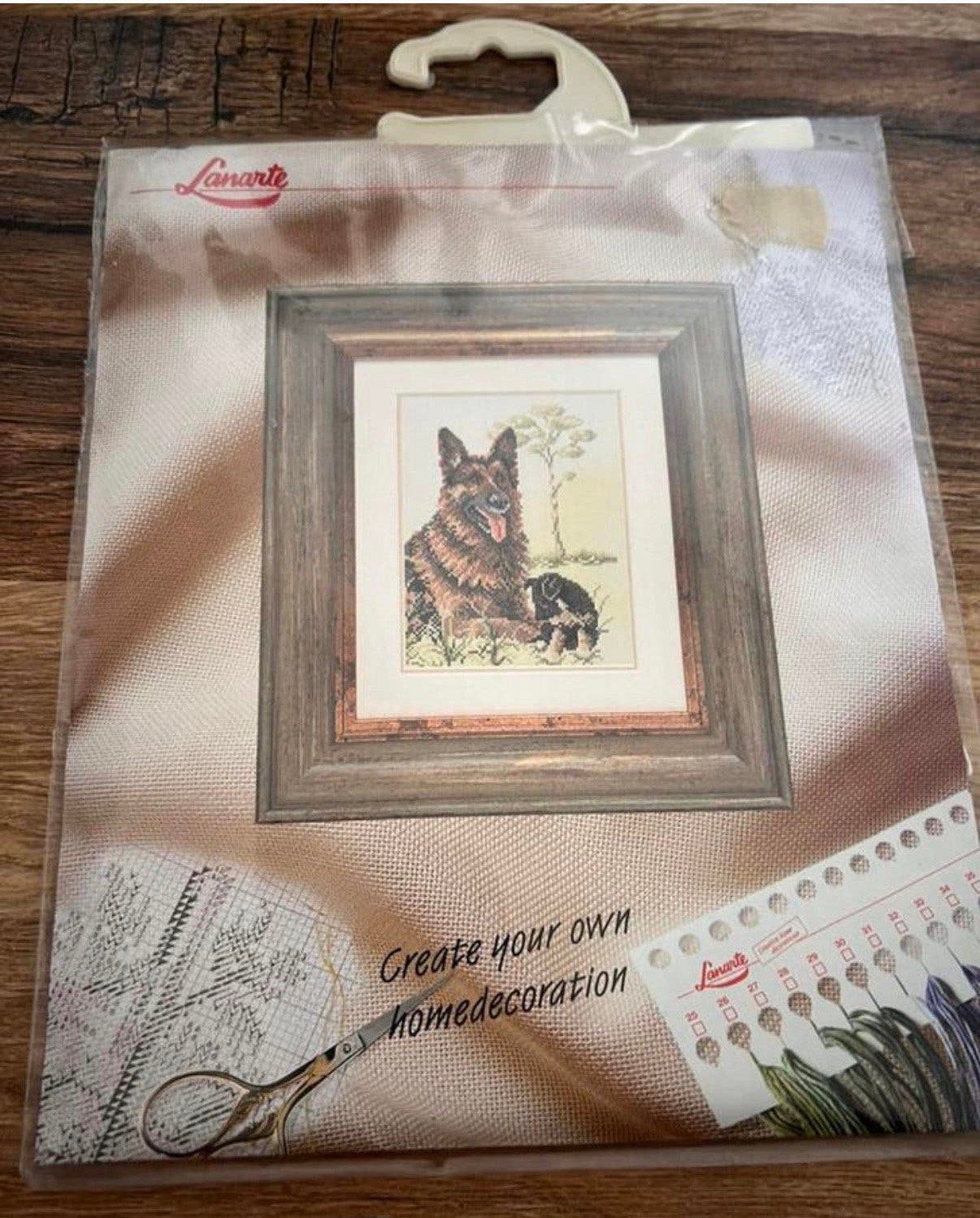 Lanarte borduurpakket van een Duitse Herdershond, Ophalen of Verzenden, Nieuw, Handborduren, Borduurpakket