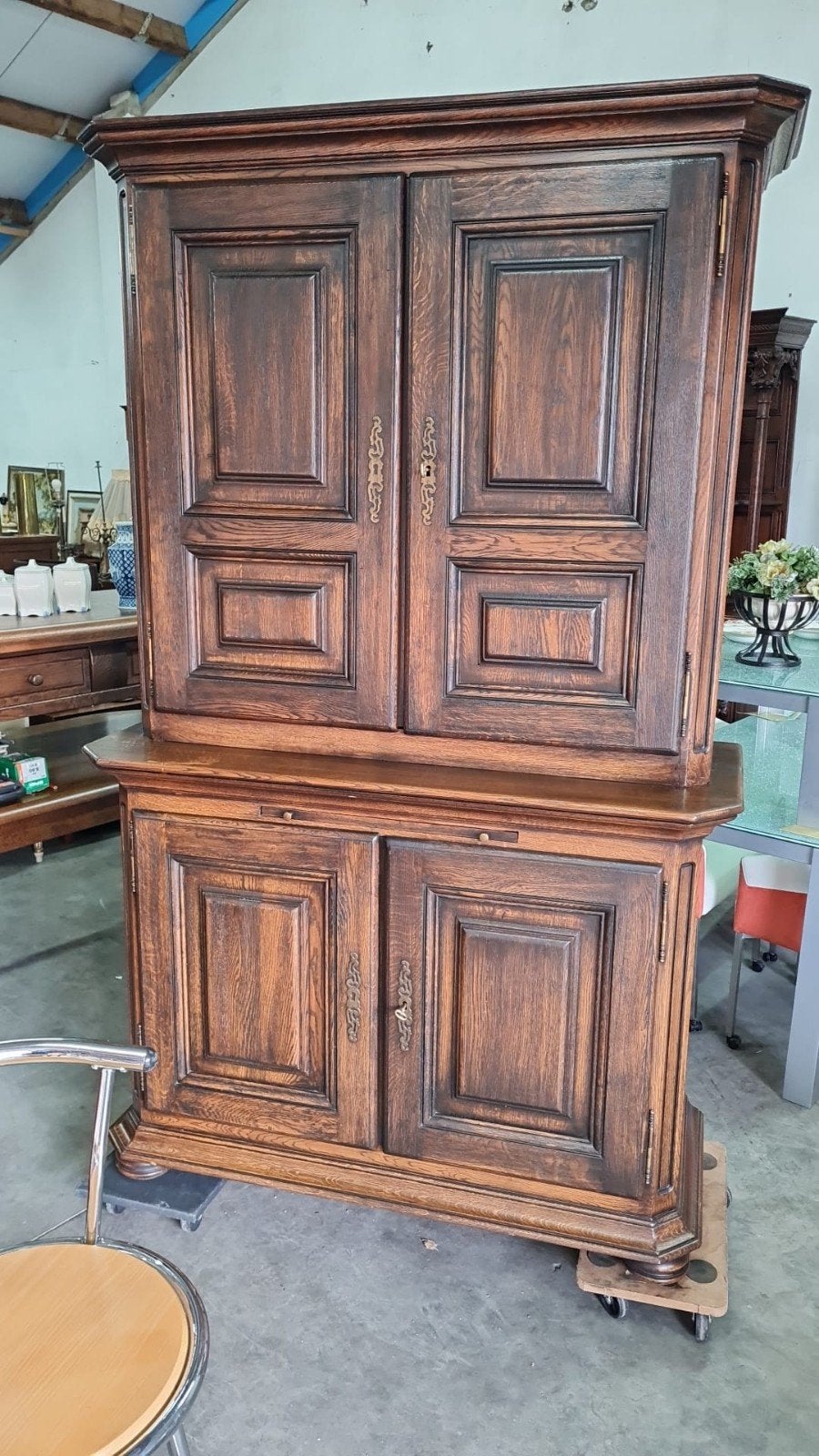 mooie buffetkast donker eiken prijs € 85.00, Huis en Inrichting, Ophalen of Verzenden, 25 tot 50 cm, 50 tot 100 cm, 150 tot 200 cm