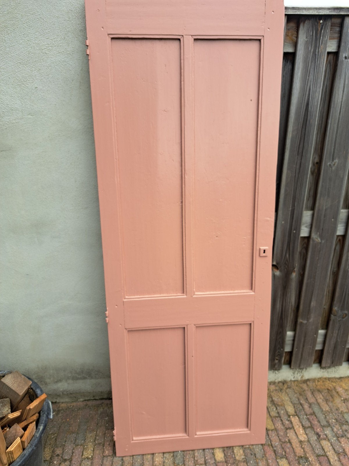 GRATIS Oude paneeldeur - Wit/Roze - Binnendeur, Gebruikt, Minder dan 80 cm, Binnendeur, Ophalen of Verzenden
