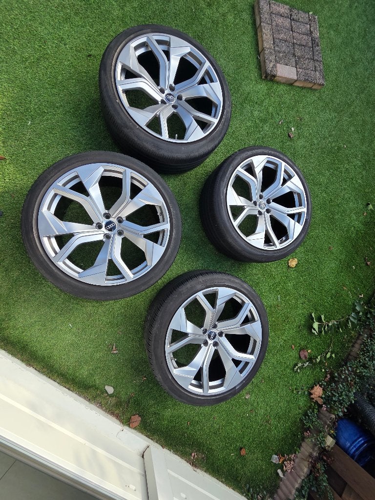 22 inch all season / 4 seizoen Audi, 18 inch, Gebruikt, 285 mm, Banden en Velgen