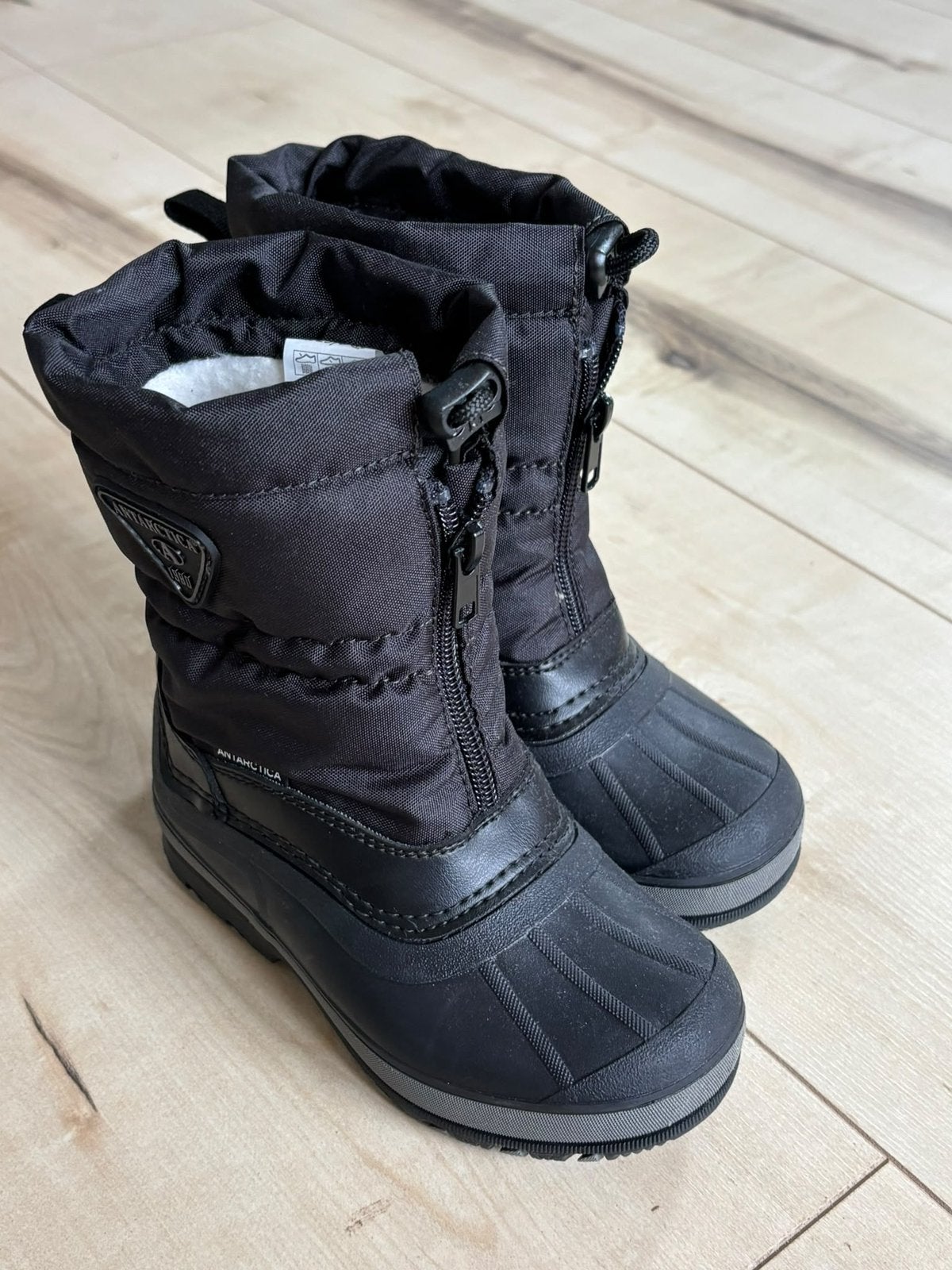 Antarctica snowboots. Maat 25-26, Kinderen en Baby's, Ophalen, Zo goed als nieuw, Jongen of Meisje, Laarzen