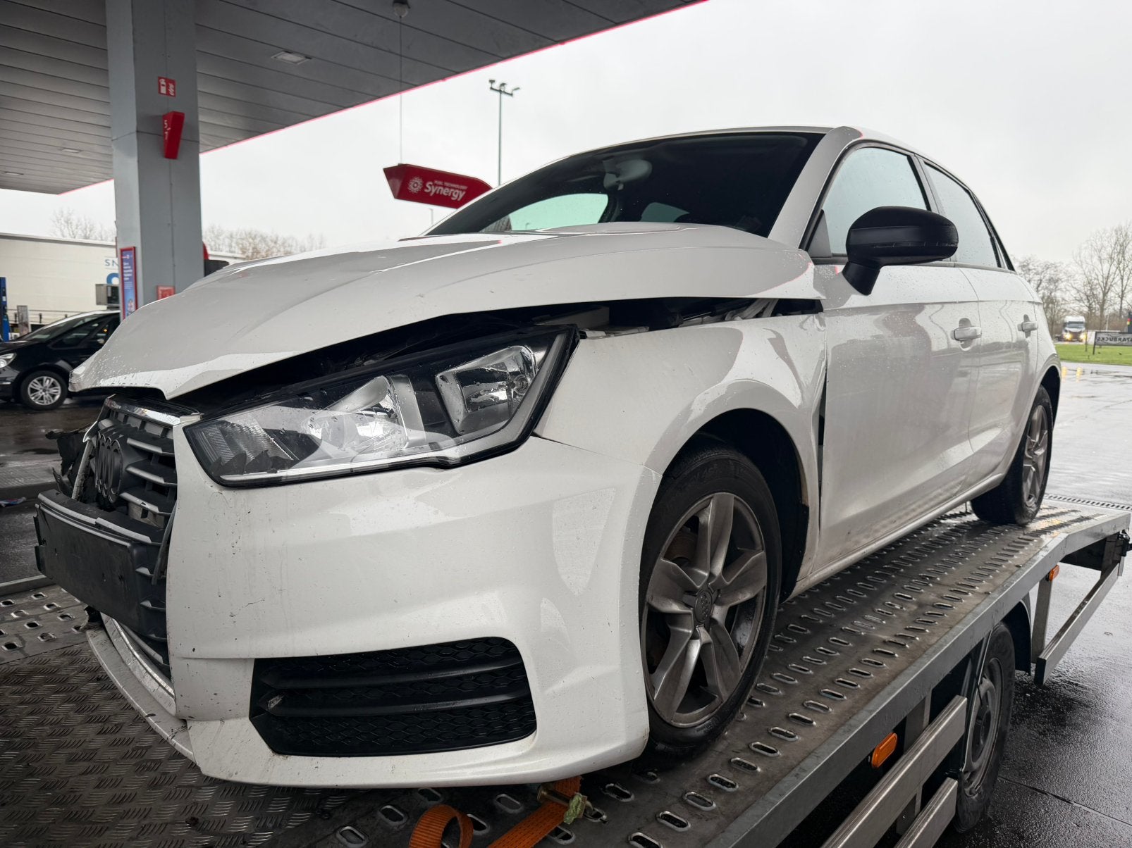 Audi A1 1.0 TFSI 2018 5-deurs facelift Airco navi stoelvw., Auto diversen, Schadeauto's, Benzine, Wit, Ophalen