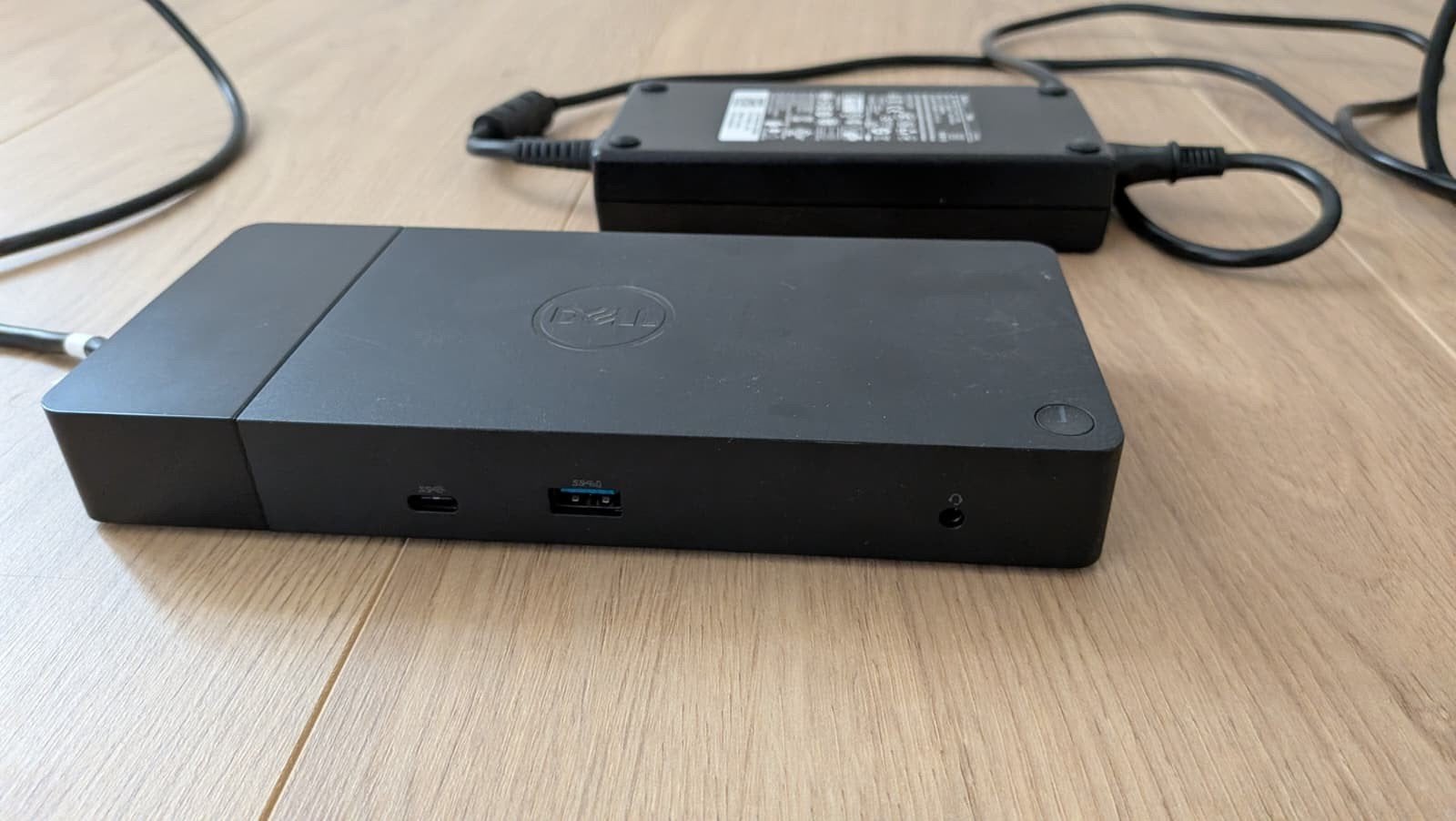 Dell WD19 Dockingstation met 180W voeding, Computers en Software, Dockingstations, Ophalen of Verzenden, Zo goed als nieuw, Dell
