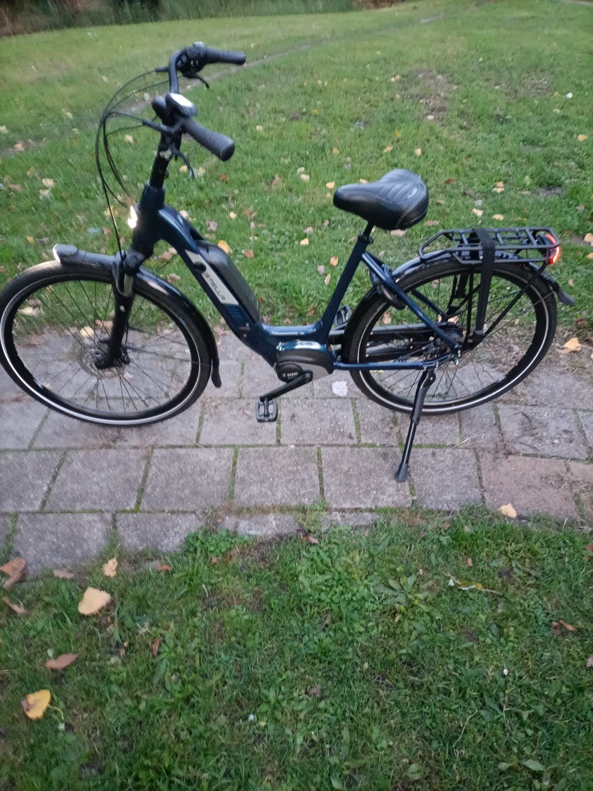 Nette Stella Fiets, Fietsen en Brommers, Zo goed als nieuw, 51 tot 55 cm, 50 km per accu of meer, Ophalen
