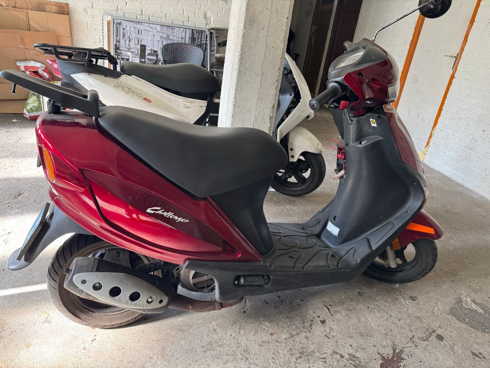 Rode Scooter - Challenger Model, Ophalen, Gebruikt, Benzine, Overige merken