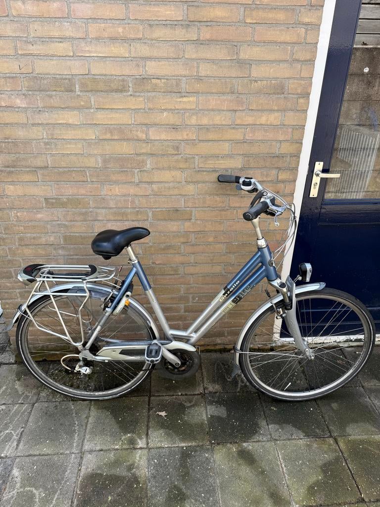 Gazelle fiets - Damesfiets met versnellingen, Ophalen, Gebruikt, Velgrem, Versnellingen