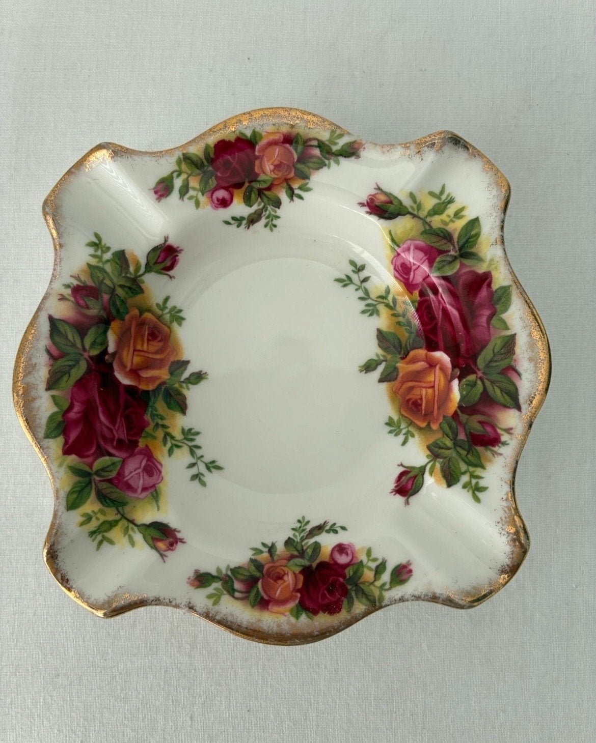 Royal Albert Old Country Roses Asbakje/Schaaltje, Antiek en Kunst, Ophalen of Verzenden
