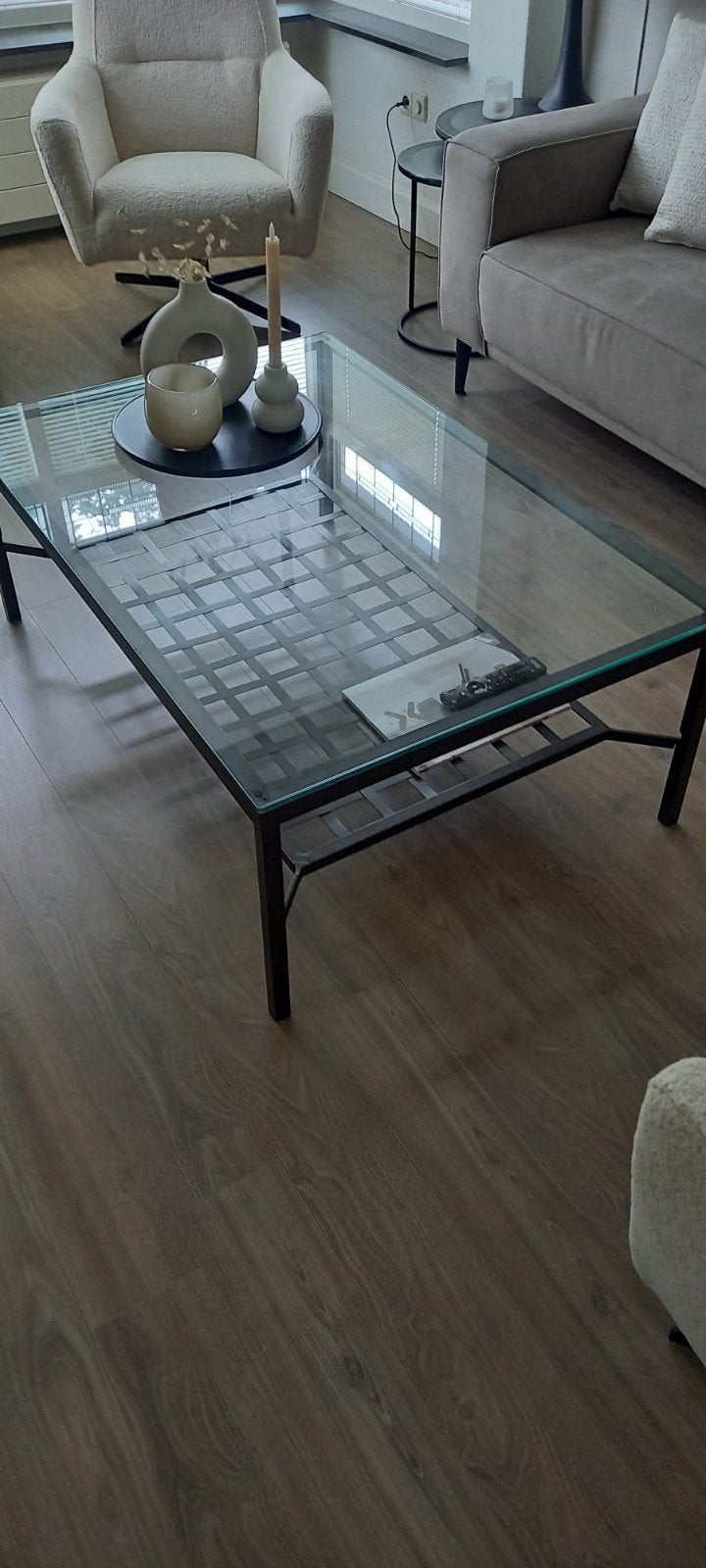 Salontafel van ijzer met glasplaat (120x70x40 cm), Ophalen