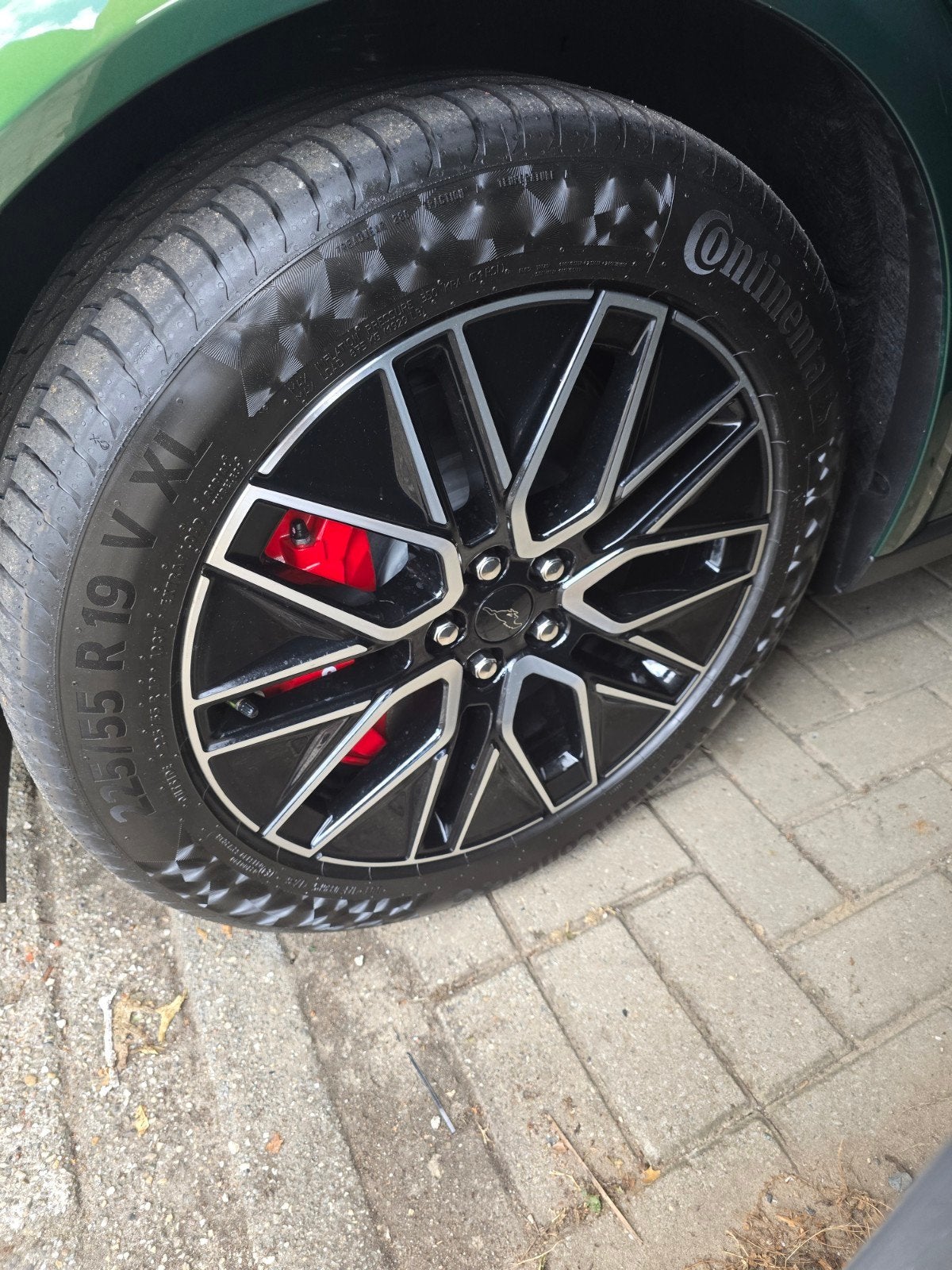 4 Nieuwe Ford Mustang Mach-E 19 inch velgen, Ophalen