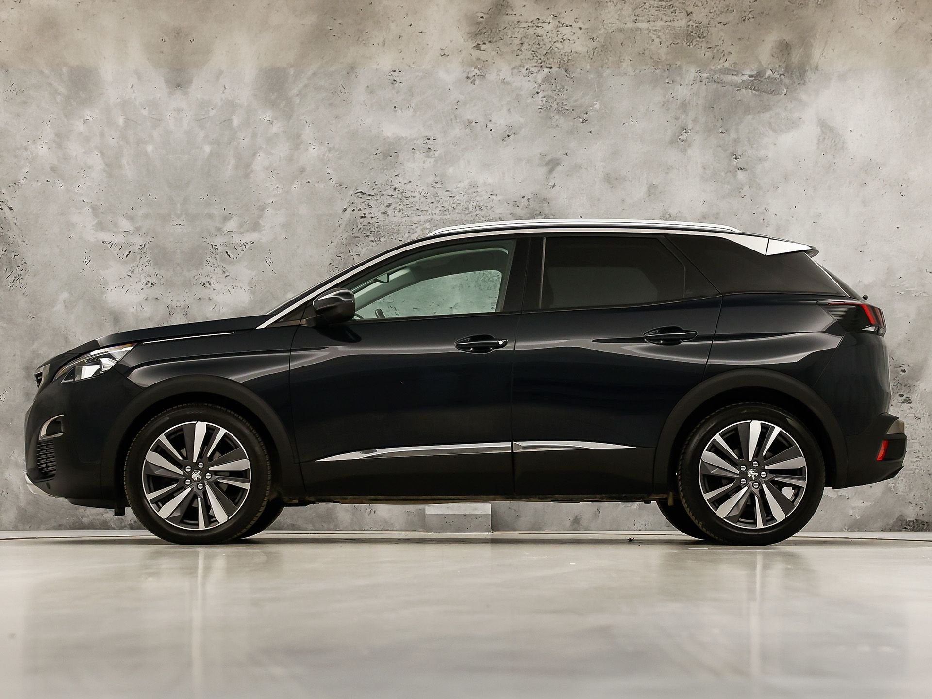 Peugeot 3008 1.2 PureTech Allure Automaat (APPLE CARPLAY, LE, Auto's, 12 maanden, Gebruikt, 1199 cc, Leder en Stof